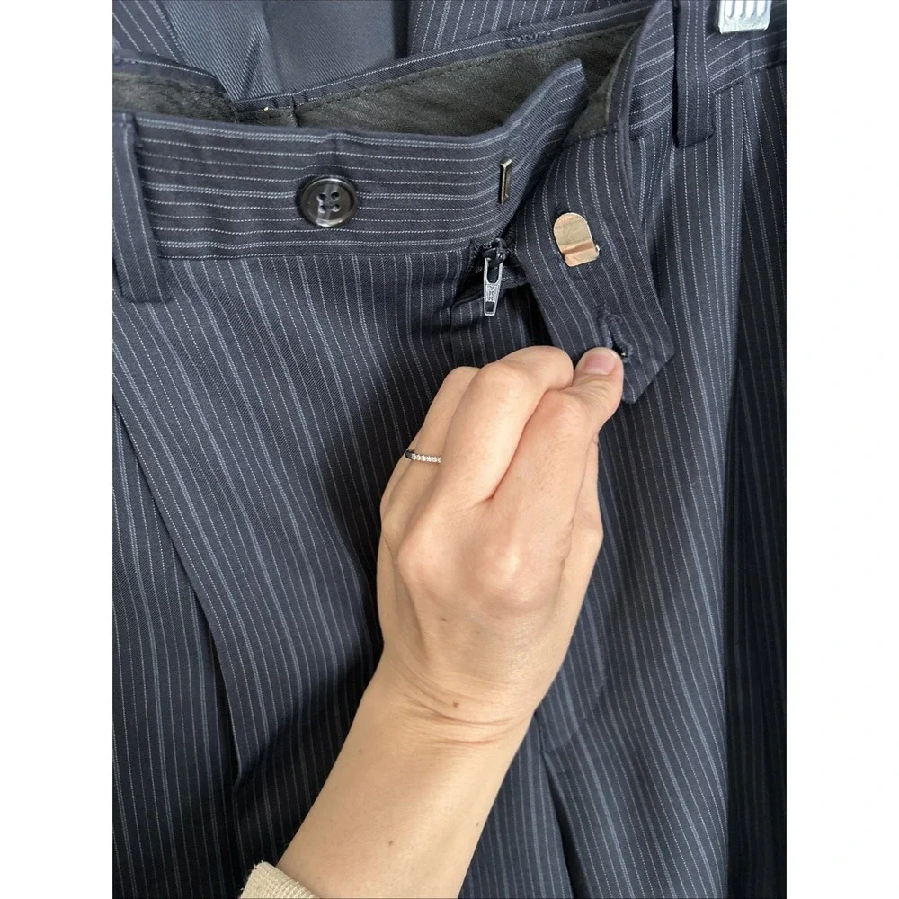 Calvin Klein Suit Mens 40R black Pinstripe 2 Button 100% Wool‎ 34x28 Pants